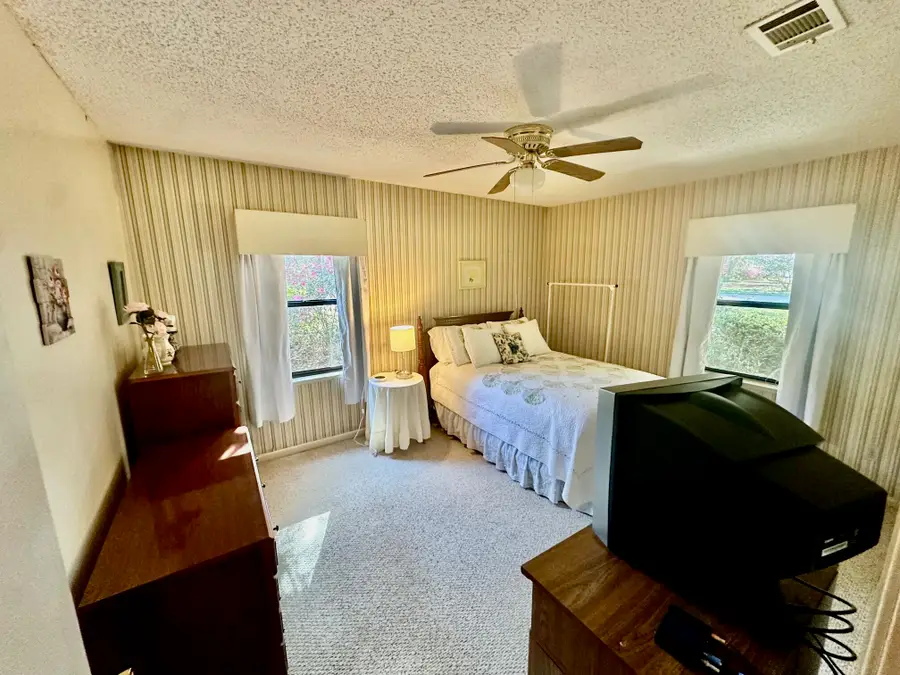 444 Pitts Bayshore Drive, Freeport, FL 32439 - #2