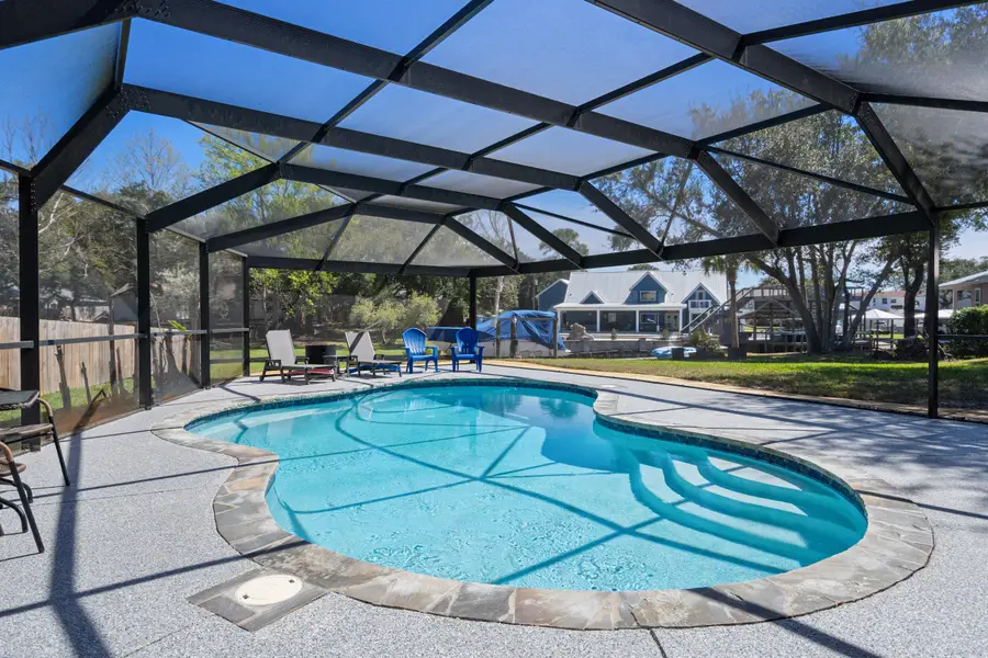 21 Neptune Drive, Mary Esther, FL 32569 - #2