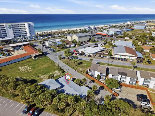 629 Laurel Court, Panama City Beach, FL 32407