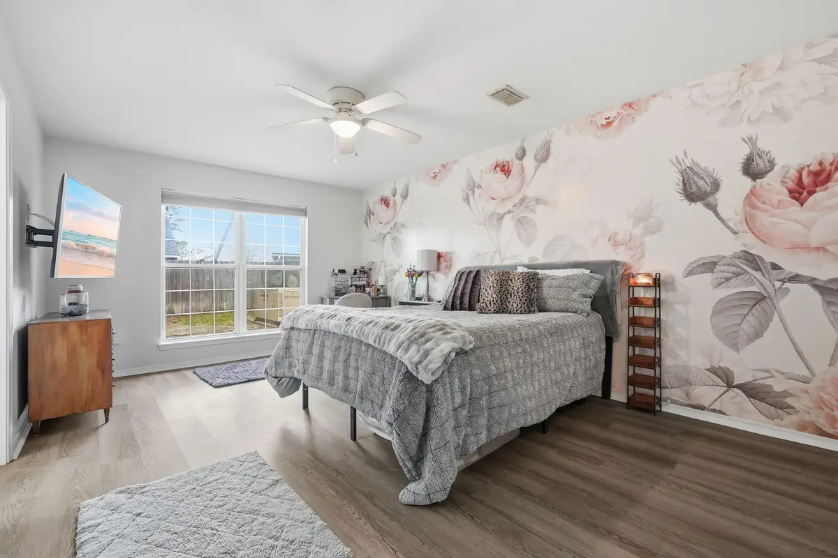 972 Claeven Circle, Fort Walton Beach, FL 32547 - #1