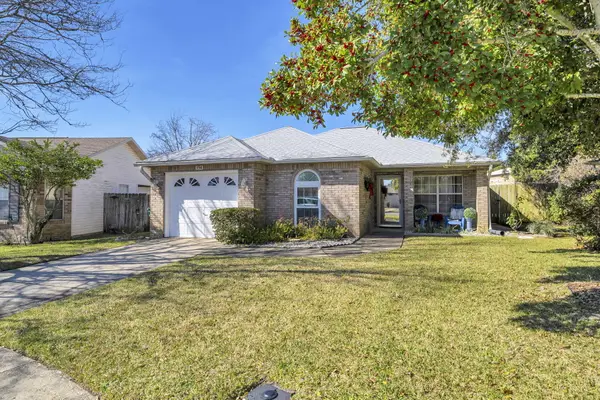 194 Lola Circle, Destin, FL 32541