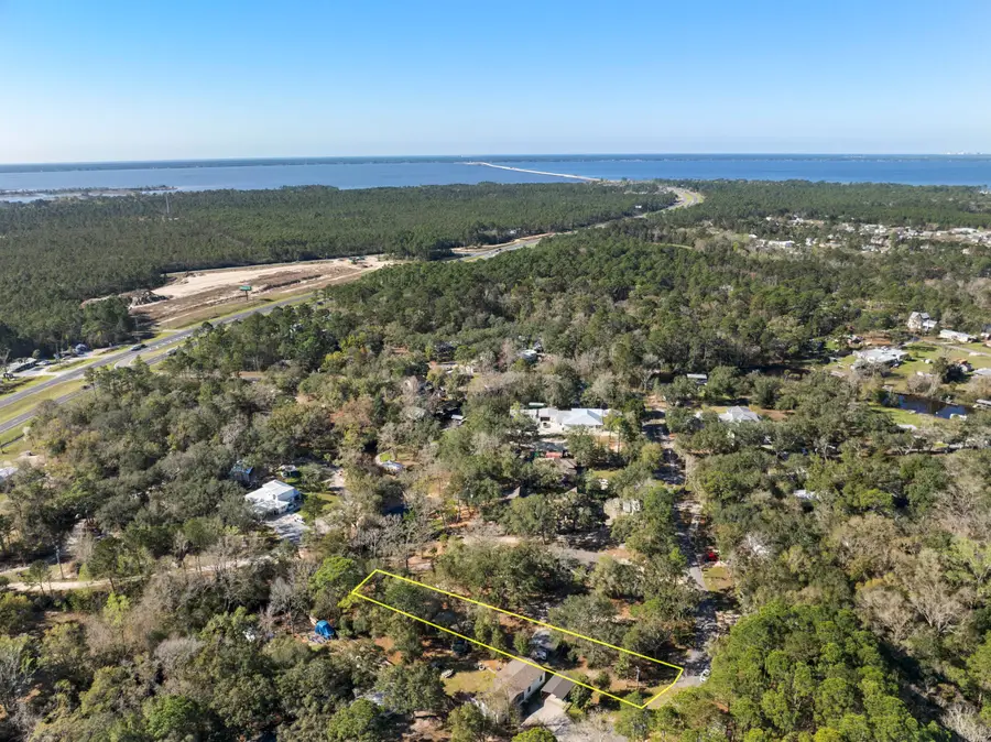 211 Carol Drive, Freeport, FL 32439 - #2
