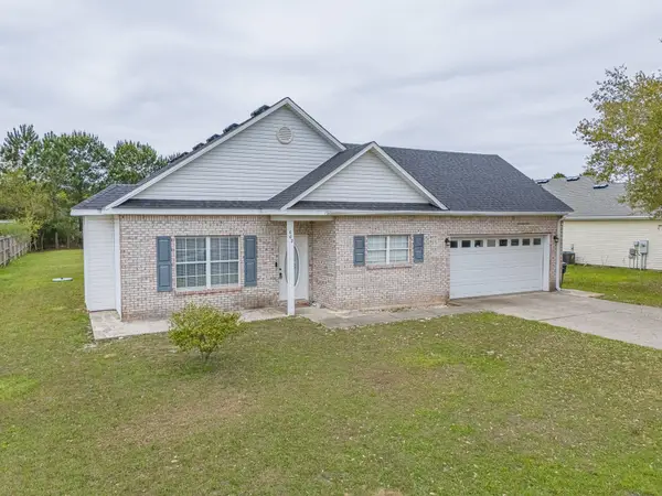 602 Tropical Way, Freeport, FL 32439