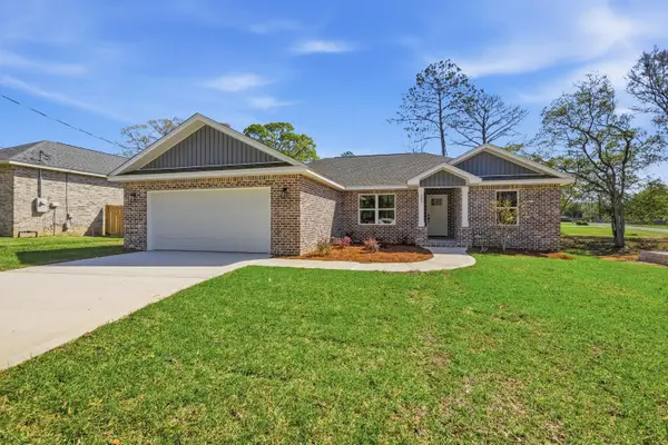 309 Gil Ava Street, Crestview, FL 32536