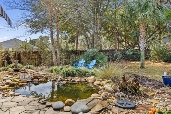 1933 Seahawk Lane, Navarre, FL 32566