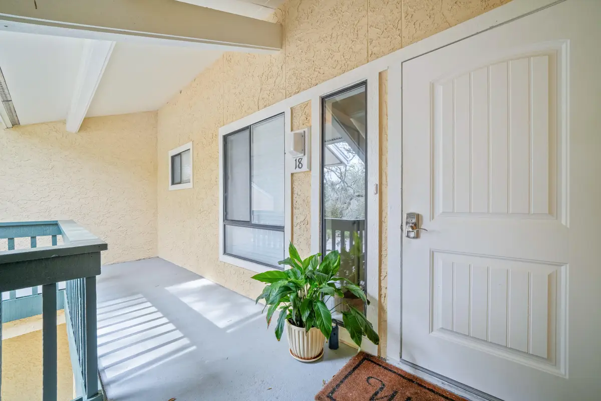 300 Yacht Club Drive #UNIT 18, Niceville, FL 32578 - #1