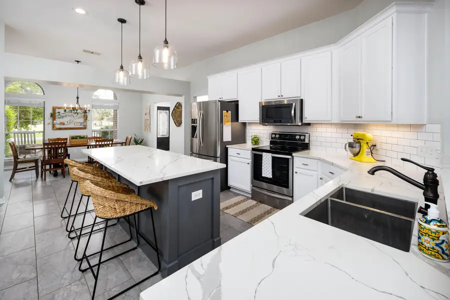 2400 Crescent Road, Navarre, FL 32566 - #3