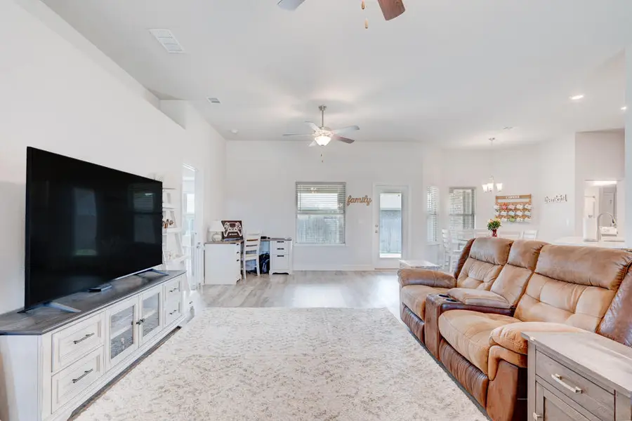 5823 Crestlake Drive, Crestview, FL 32536 - #2