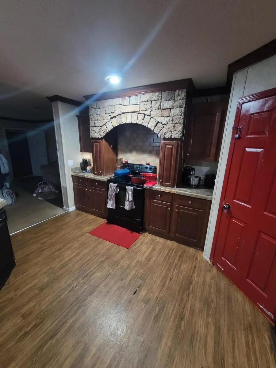 511 Howlin Road, Defuniak Springs, FL 32433 - #2