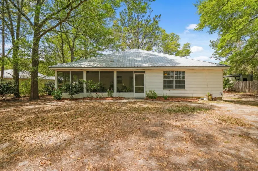 21 Marys Court, Defuniak Springs, FL 32433 - #3