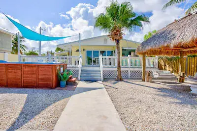 8188 Aviation Boulevard, Marathon, FL 33050 - #2