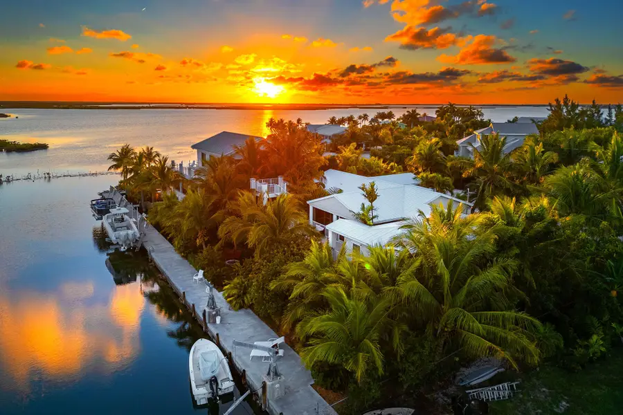 17054 Coral Drive, Summerland Key, FL 33042 - Image #2