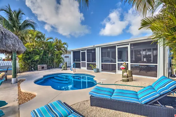 8 Sadowski, KEY COLONY, FL 33051