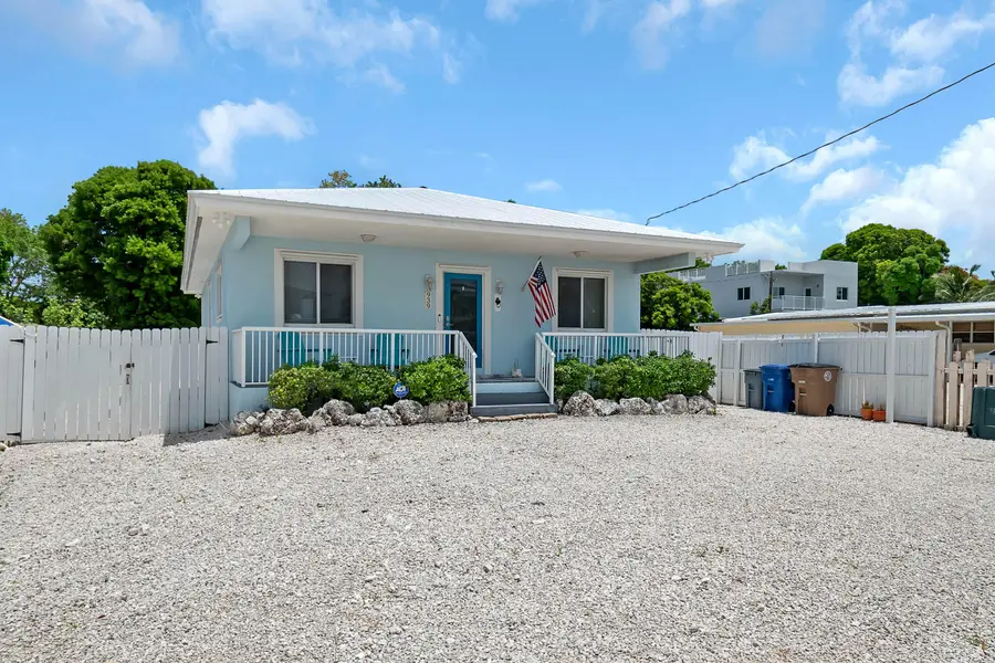 939 Plantation Road, Key Largo, FL 33037 - Image #2