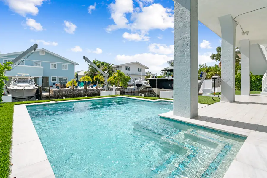 215 Wildwood Circle, Key Largo, FL 33037 - Image #2