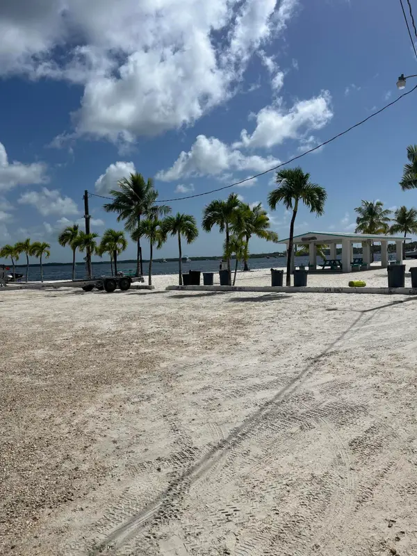 55 Tarpon Basin Drive, KEY LARGO, FL 33037