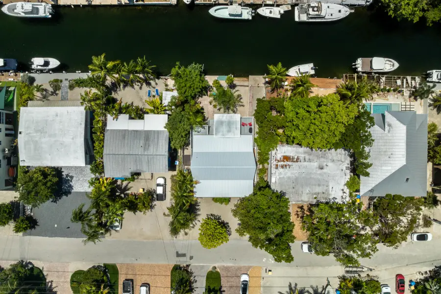 251 Pueblo Street, Islamorada Village Of Islands, FL 33070 - #3