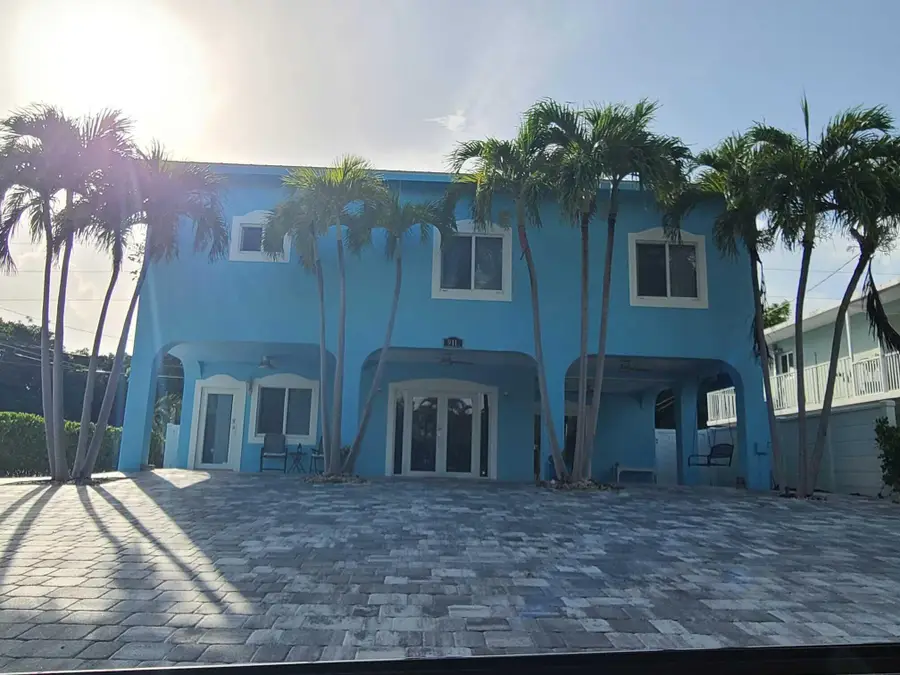 911 Red Bird Road, Key Largo, FL 33037 - Image #2
