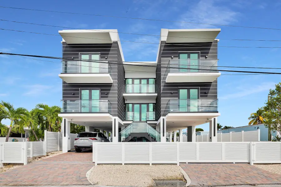 141 Grassy Road, Key Largo, FL 33037 - Image #3