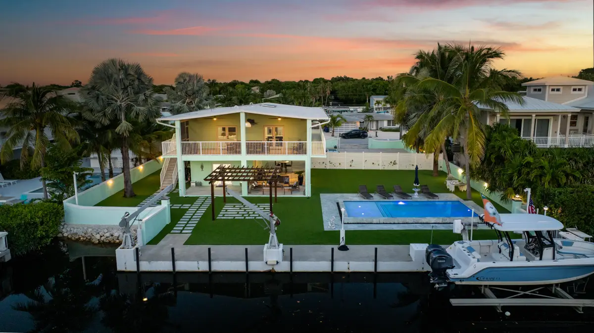 889 Ellen Drive, Key Largo, FL 33037 - Image #1