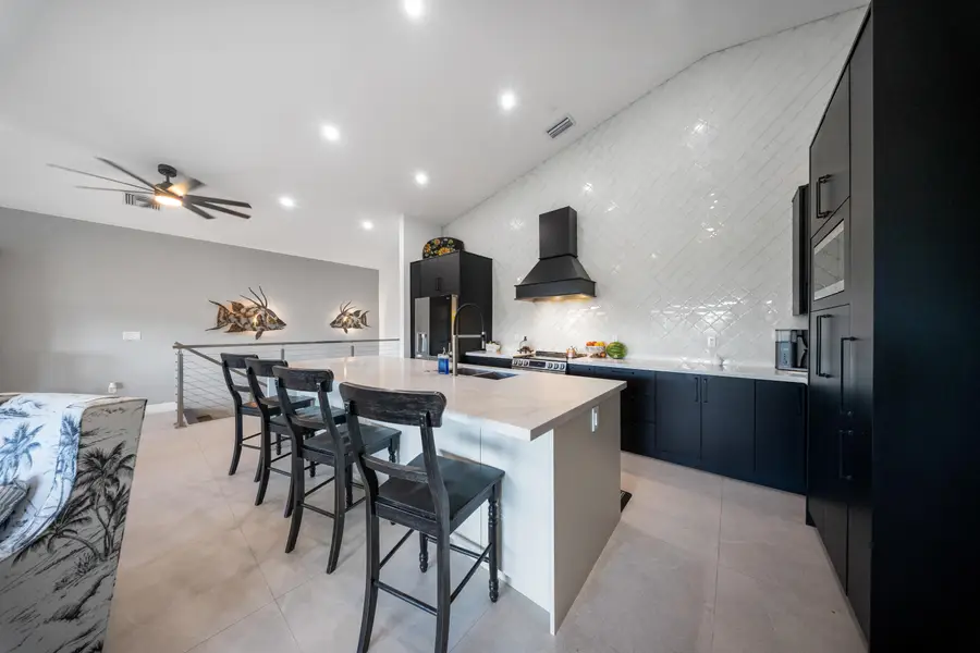 239 W Seaview Drive, Duck Key, FL 33050 - Image #3