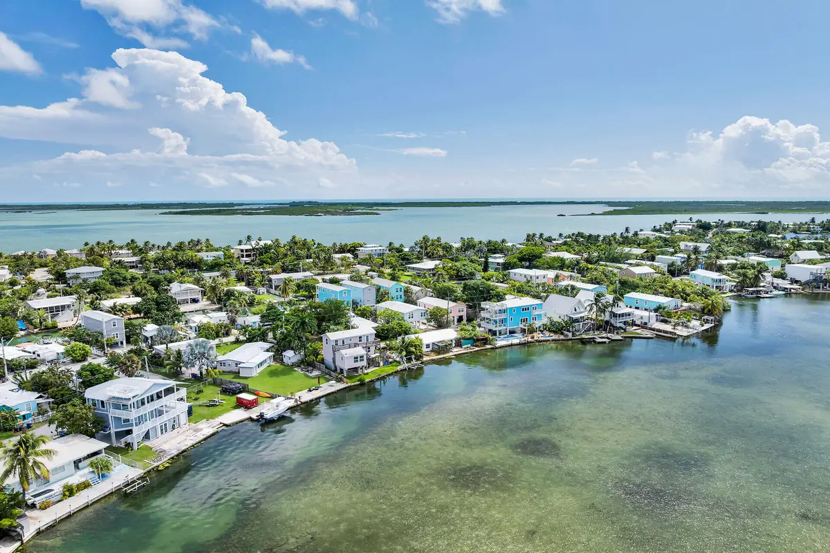 4 Shore Drive, Summerland Key, FL 33040 - Image #1