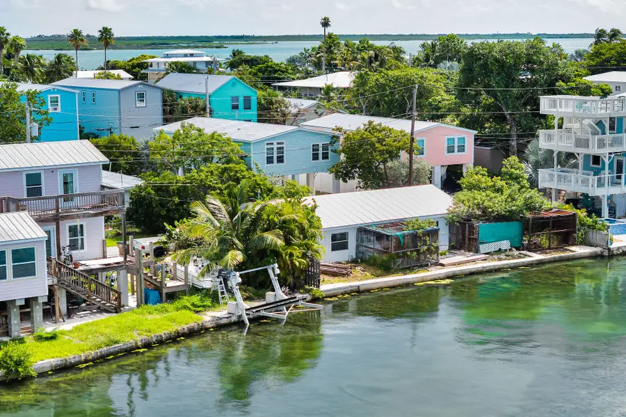 4 Shore Drive, Summerland Key, FL 33040 - Image #2