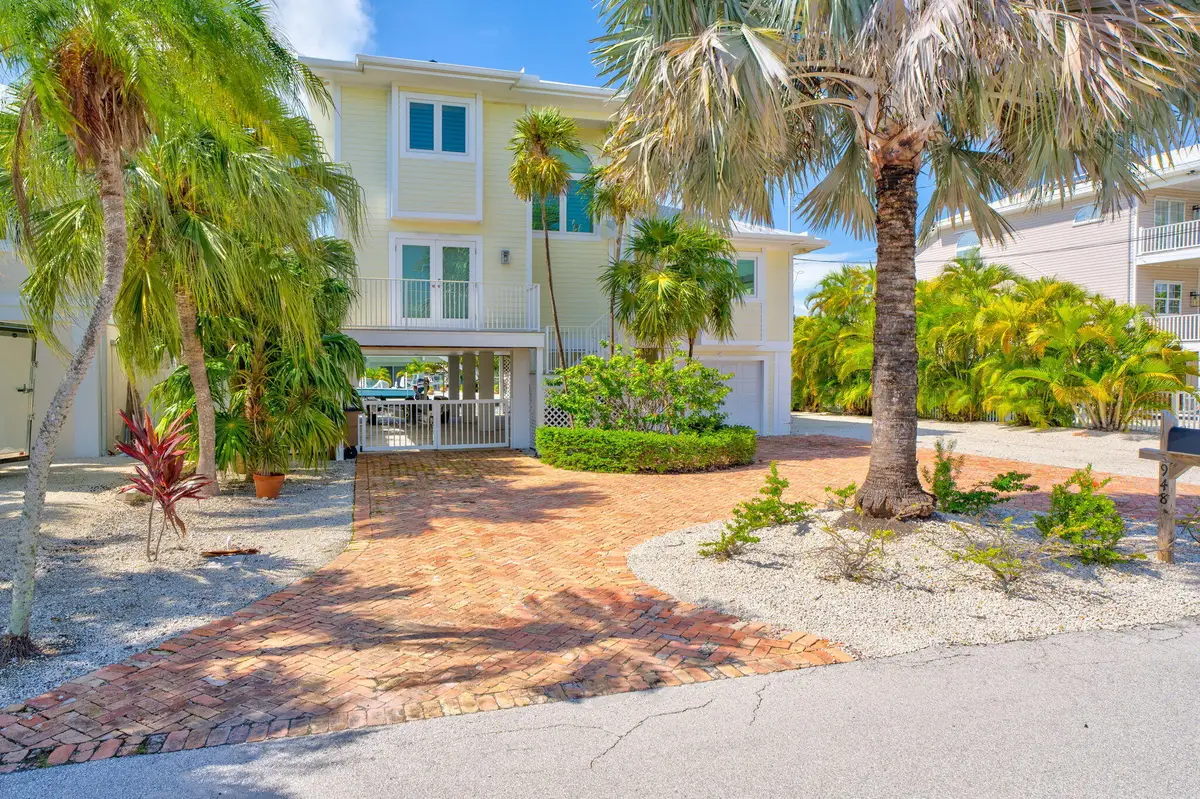 948 Gulf Drive, Summerland Key, FL 33042 - Image #1