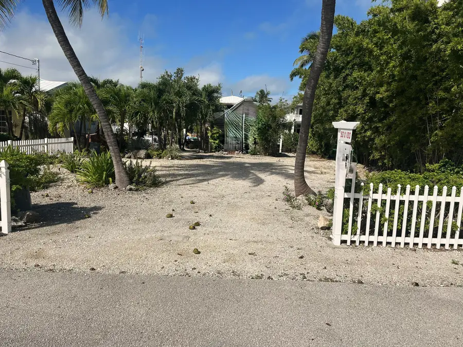 126 Zane Grey Creek Drive, Layton, FL 33001 - Image #3