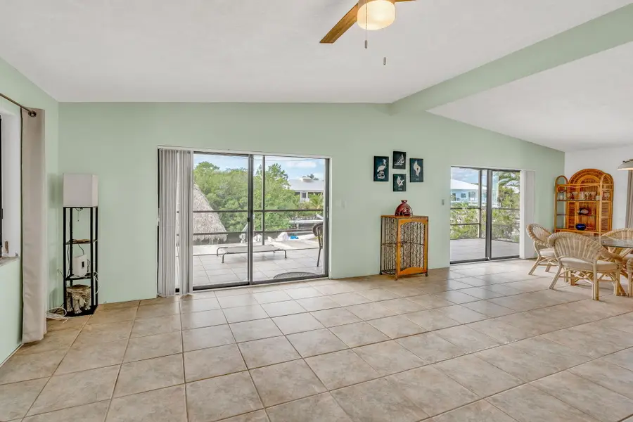 877 Ellen Drive, Key Largo, FL 33037 - Image #2