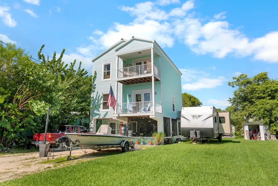 31047 Avenue I, Big Pine Key, FL 33043 - Image #2
