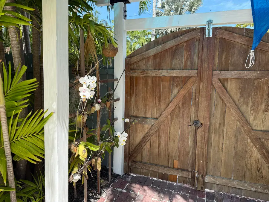 19512 Aztec Street, Summerland Key, FL 33042 - Image #2