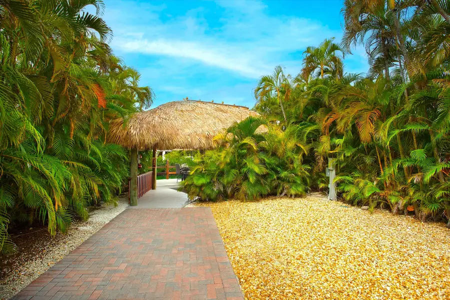 2950 Overseas Highway #2, Summerland Key, FL 33040 - Image #2