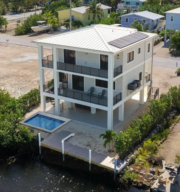 27433 Antigua Lane, Ramrod, FL 33042