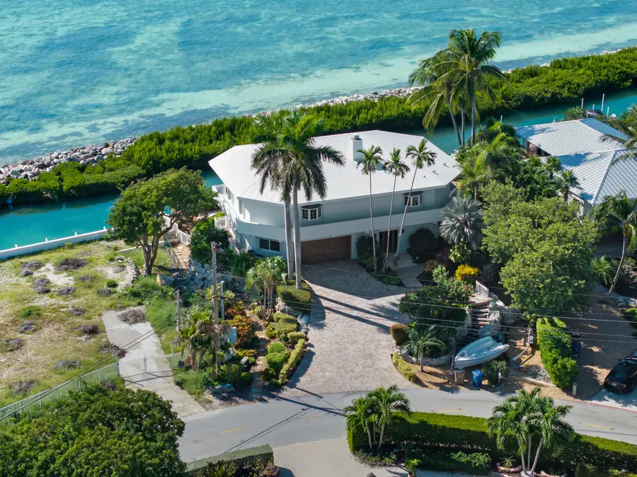 258 W Seaview Circle, Duck Key, FL 33050 - Image #2