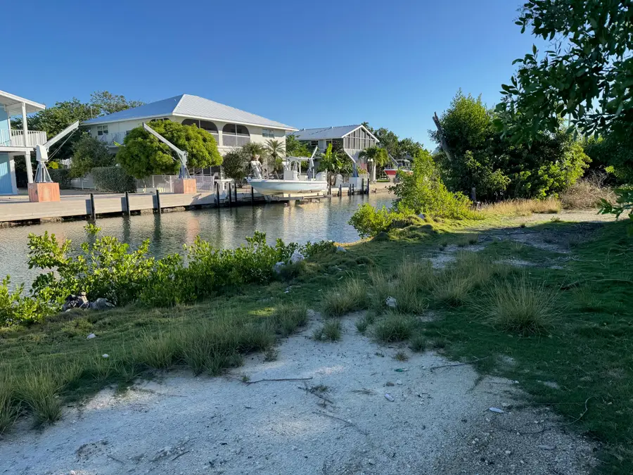 29141 Mango Drive, Big Pine Key, FL 33043 - Image #2