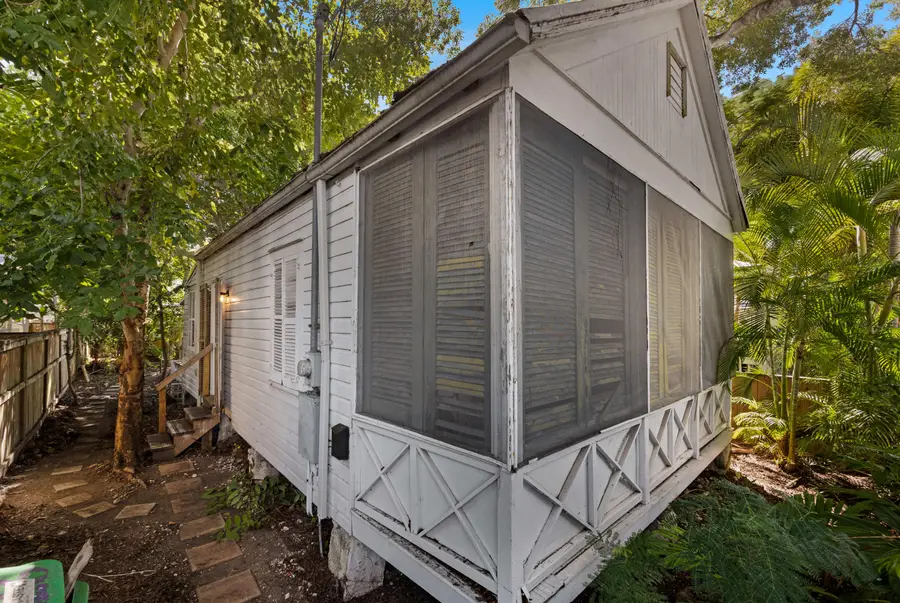 732 Olivia Street, Key West, FL 33040 - Image #2