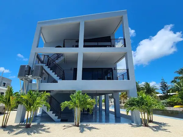 31449 Avenue I, Big Pine, FL 33043