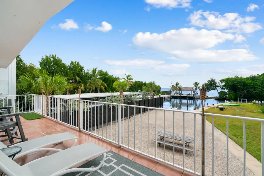 127 Seaside Avenue, Key Largo, FL 33037 - Image #2