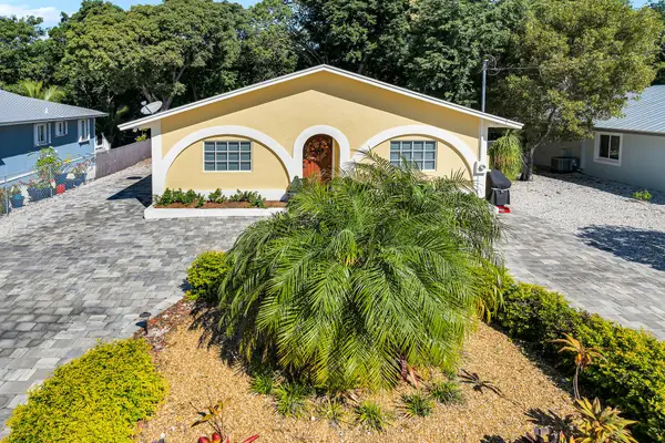 206 Dove Lake Drive, Tavernier, FL 33070