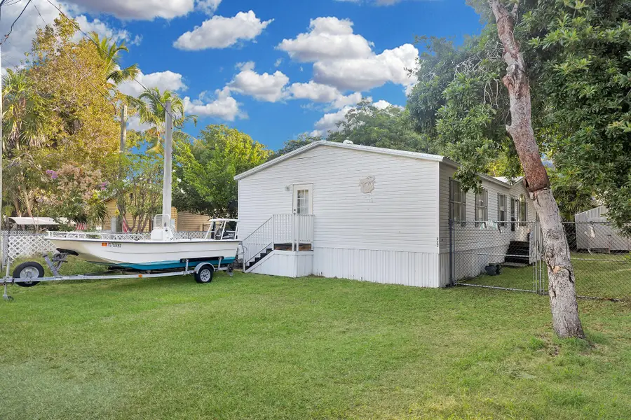 222 Cuba Road, Tavernier, FL 33037 - Image #2