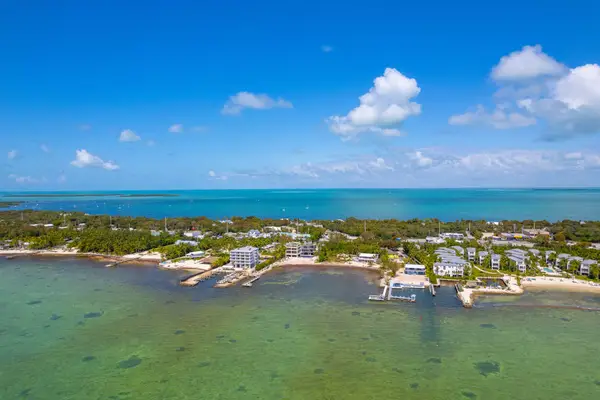 82719 Old Highway, ISLAMORADA, FL 33036