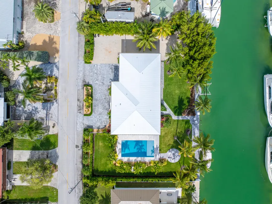 360 12th Street, Key Colony Beach, FL 33051 - Image #2