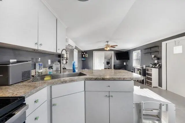 27945 Tarpon Terrace, Lower Keys, FL 33042 - Image #3