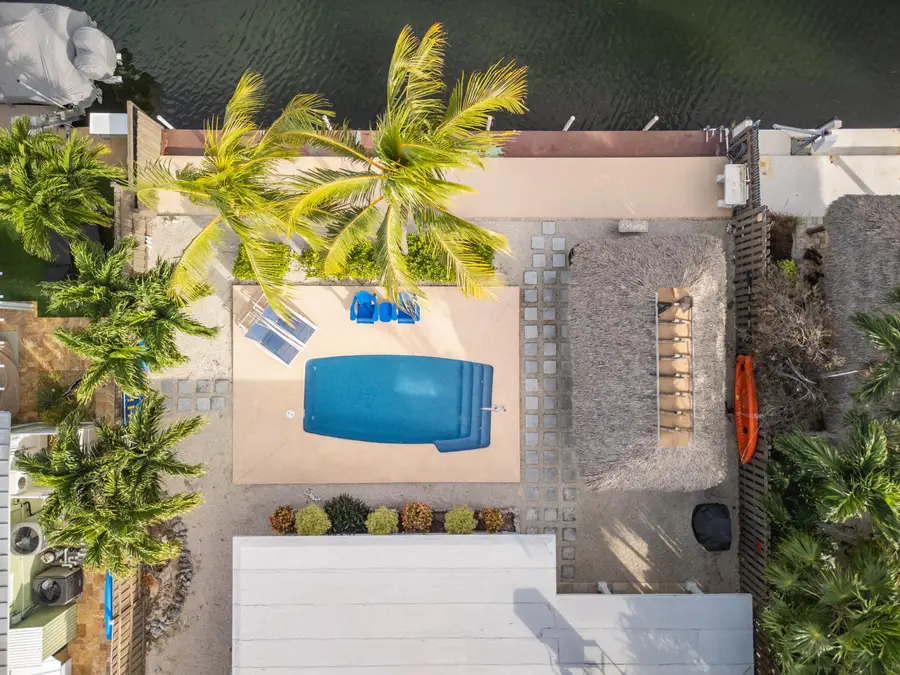 2266 Dolphin Drive, Marathon, FL 33050 - Image #3
