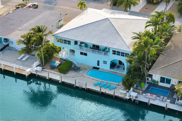 580 & 590 10th Street, KEY COLONY, FL 33051