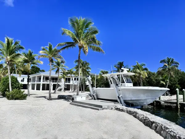 89701 Old Highway, Tavernier, FL 33070