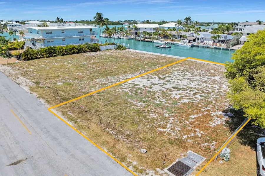 760 10th Street, Key Colony Beach, FL 33051 - Image #2