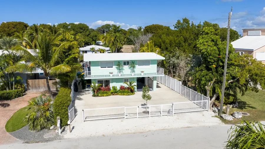 309 Woods Avenue, Tavernier, FL 33070 - Image #2