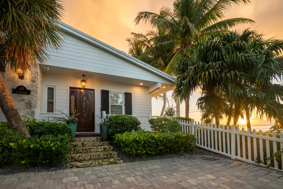 65 Tarpon Avenue, Key Largo, FL 33037 - Image #2